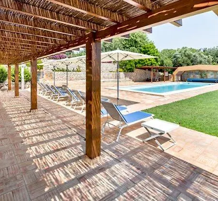 Sleeps 8 Pool Air Con Malhadais