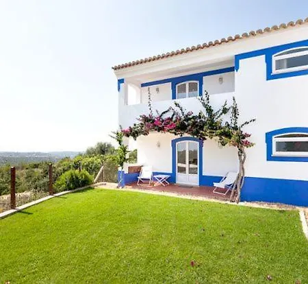 Sleeps 8 Pool Air Con Villa *